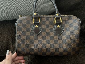 Louis Vuitton чанта