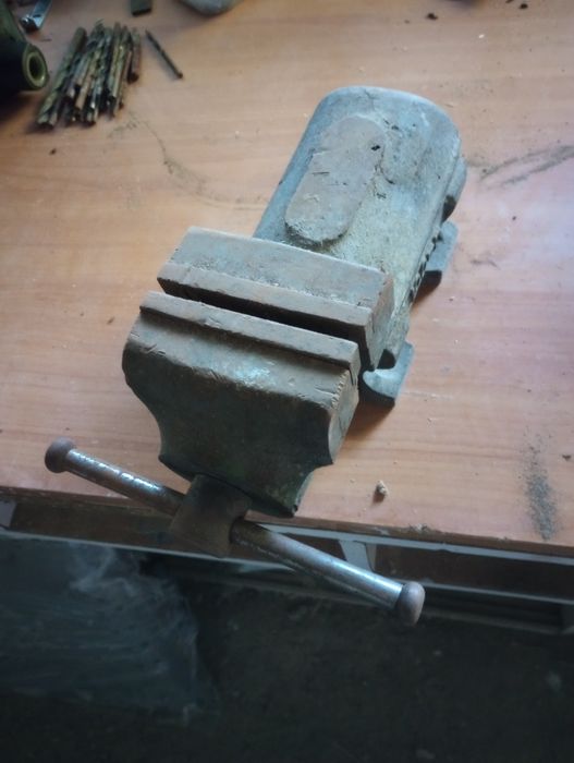 Menghină românească 100mm
