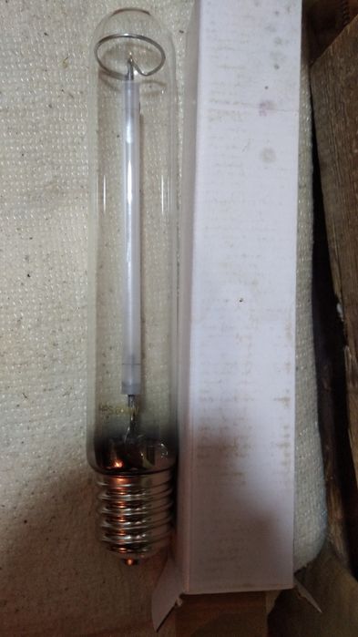 Днат 600 ватт лампа