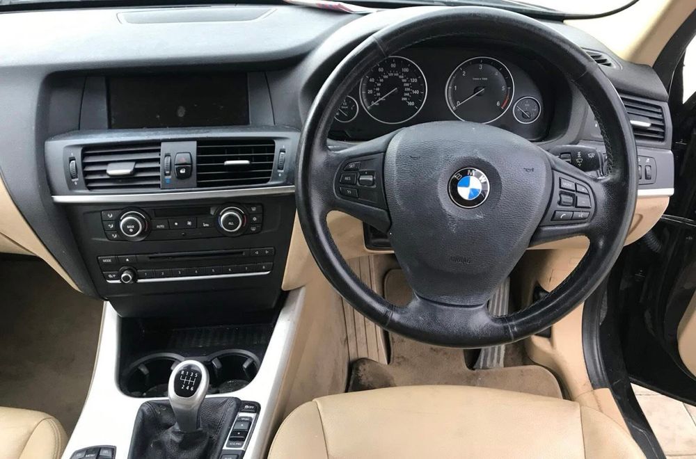 Dezmembrez BMW X3 F25 X-Drive M Pack 2.0d N47 ,manual,Navi,piele