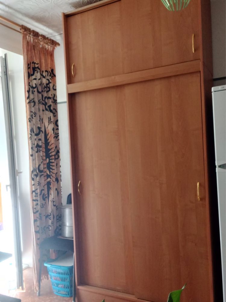 Продам шкаф-купе