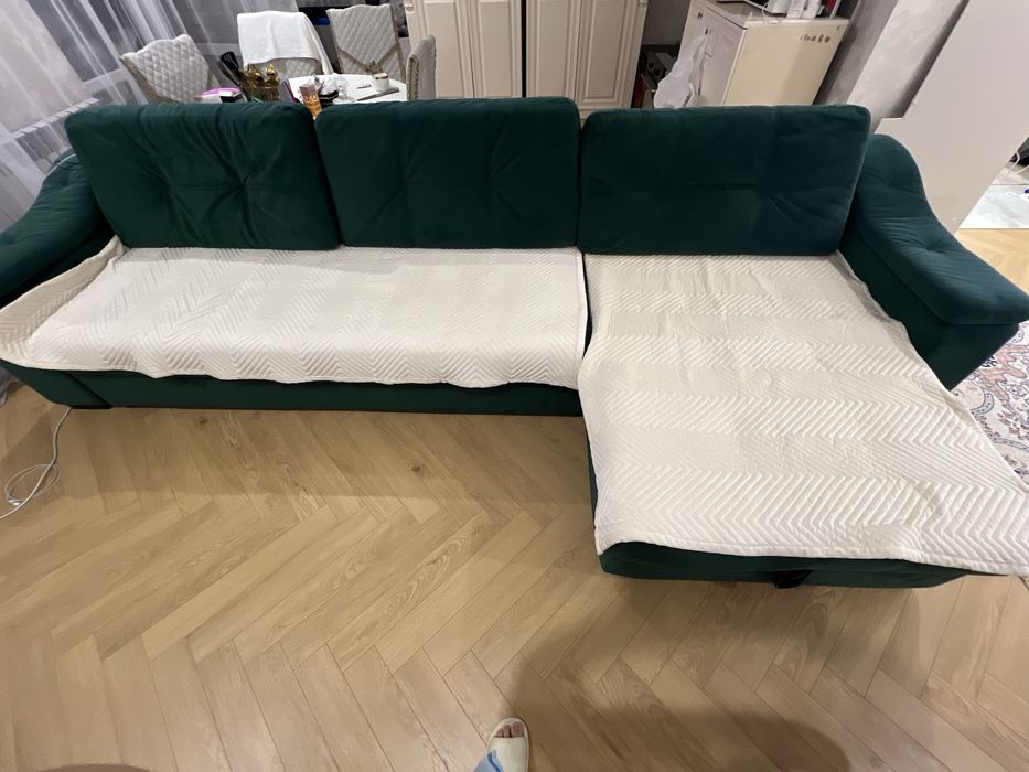 Продам диван срочно