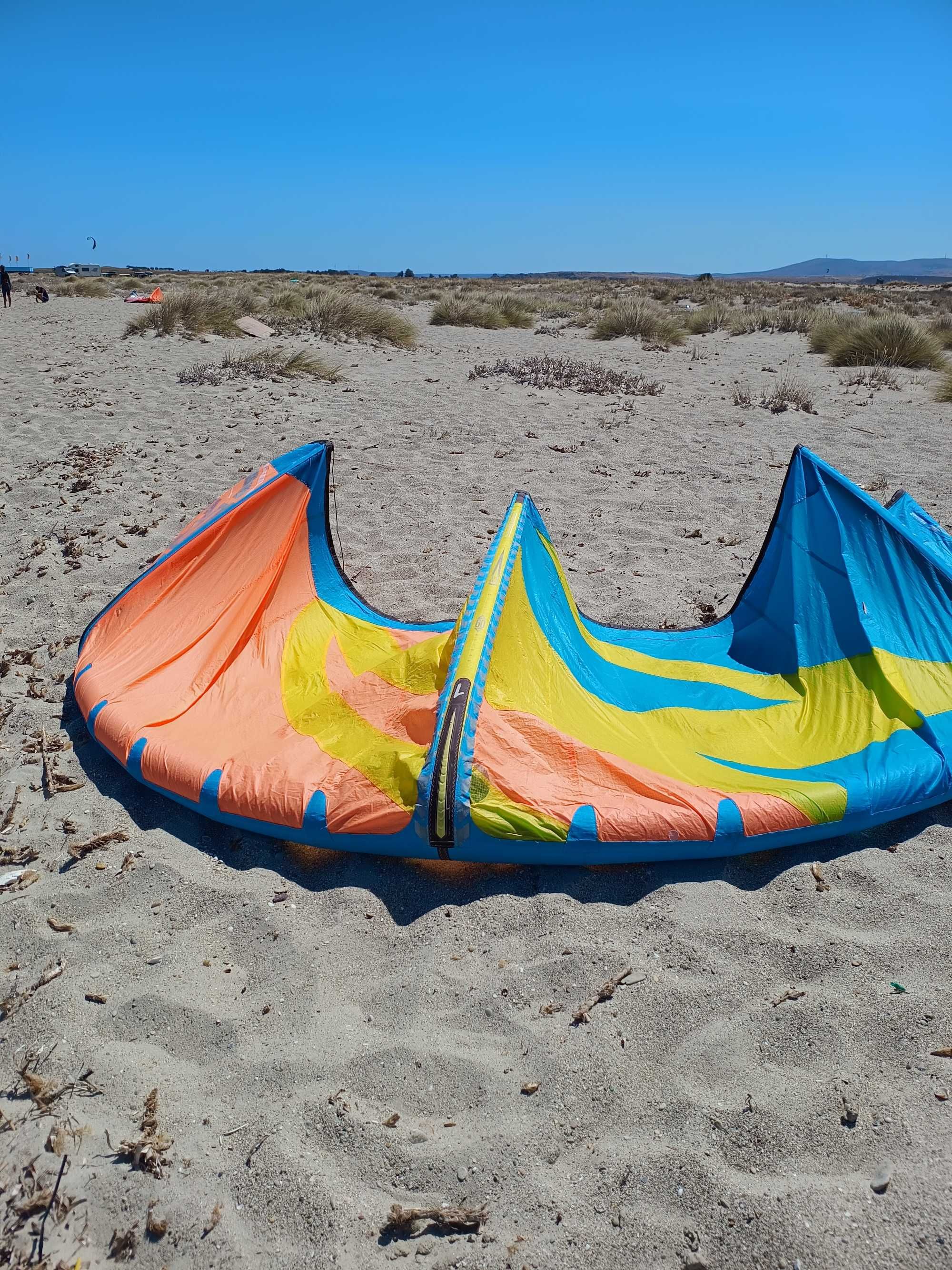 Комплект 3 кайта: Kite Cabrinha  8m/ F1 Bandit 9 m и 7m (всички с баро