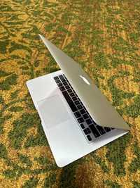 MacBook air 13.3