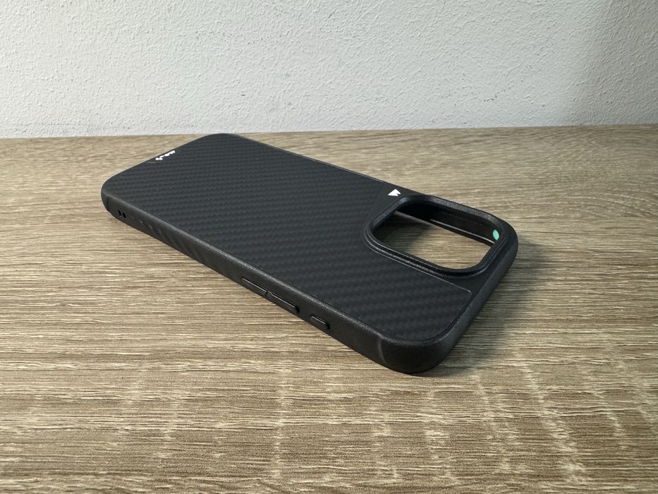Mous iPhone 16 Pro Max Limitless Aramid Fibre Magsafe Cutout