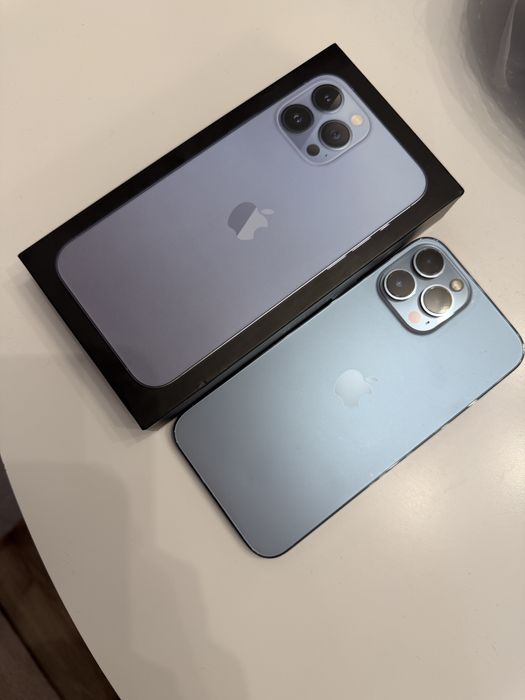 Iphone 13 pro max 256gb, albastru in state foarte buna