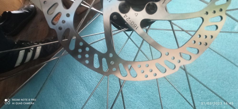 Roată 29 cu disc și casetă pe rulmenți pentru 8-10 pinioane