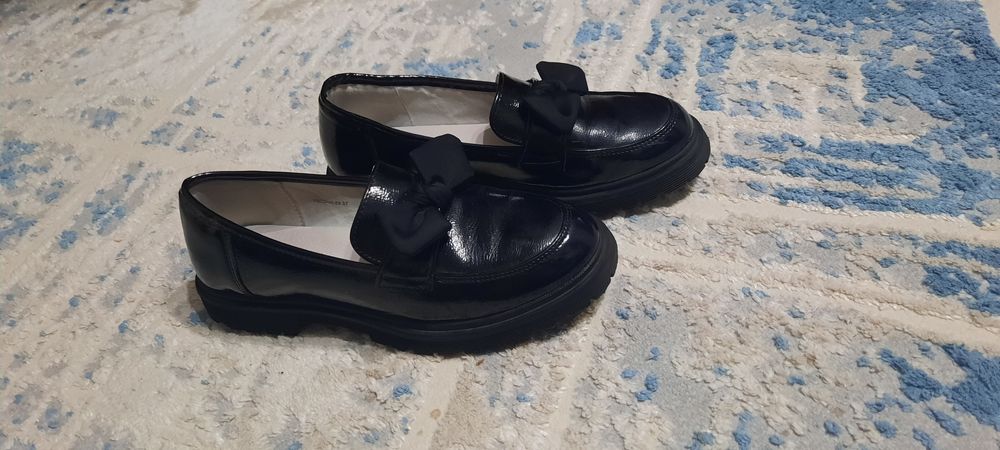 Туфли лоферы в идеальном состоянии