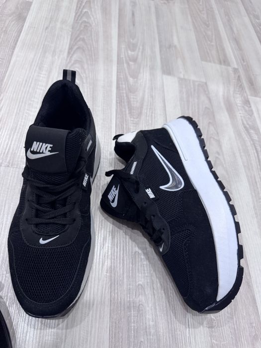 Кроссовки с Америки. Новые. Nike 36