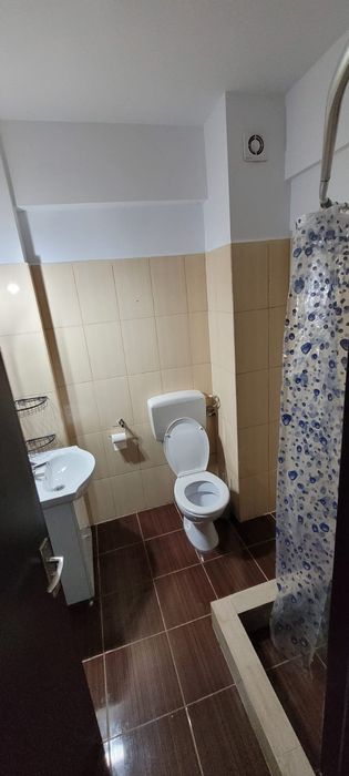 Vand apartament 2 camere decomandat  Navodari