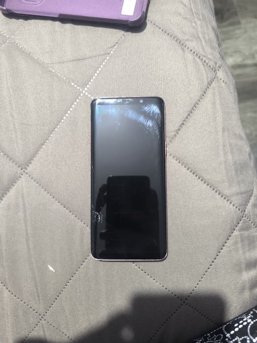 Vând Samsung Galaxy S9