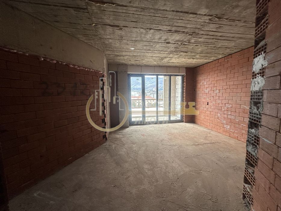 Продава се Двустаен апартамент в София, Овча купел - 82 кв.м за 1810 €/кв.м - Снимка #2