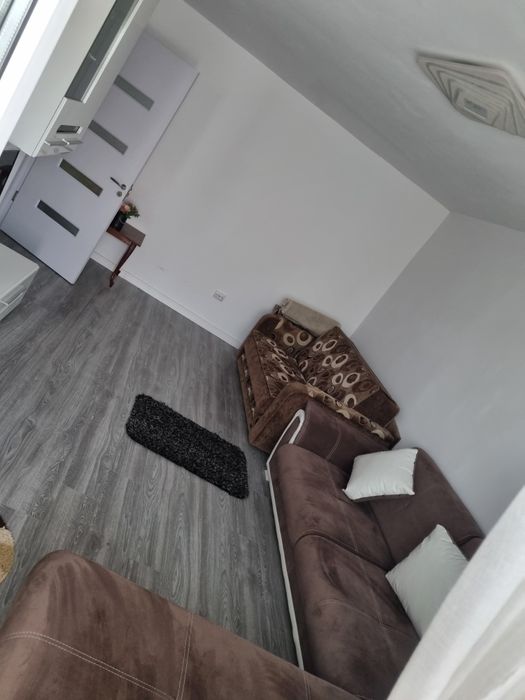 Vand apartament de 3 camere lângă hotel Central