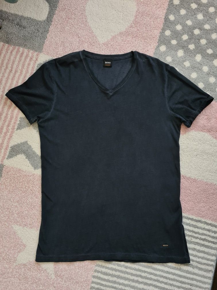 Tricou Hugo Boss marime M-L