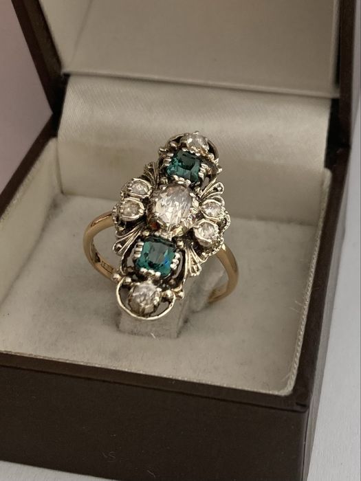 Inel antic aur 18kt.cu safire albe si turmaline