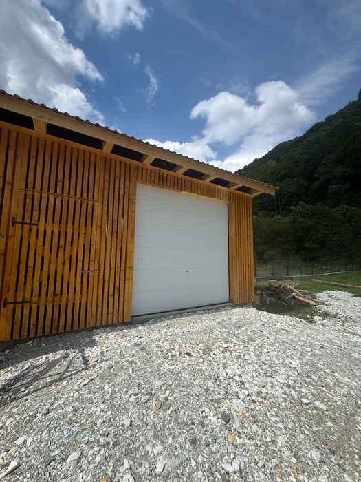 Usa garaj L3000 x H2000 nuc -NOU!