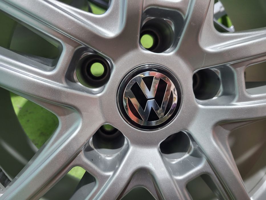 17 5x112 Vw Passat Touran Golf Caddy Tiguan Audi Skoda 5х112