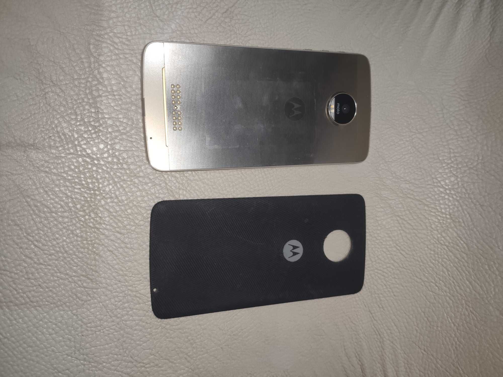 Смартфон Motorola Moto Z