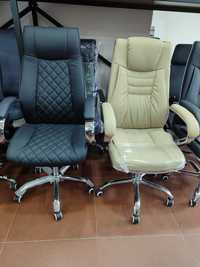 Офисное кресло для руководителя модель 205