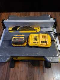 Circular cu masă Dewalt DCS 7485 brushless Flexvolt