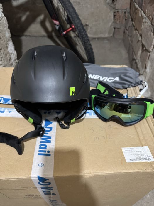 Casca plus ochelari schi Nevica