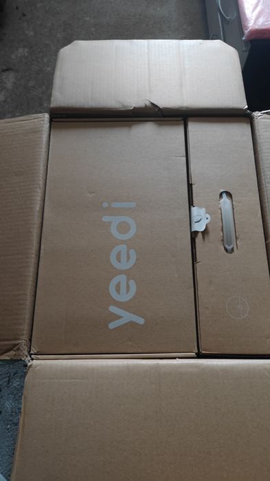 Прахосмукачка робот с почистваща станция Yeedy Vac Station