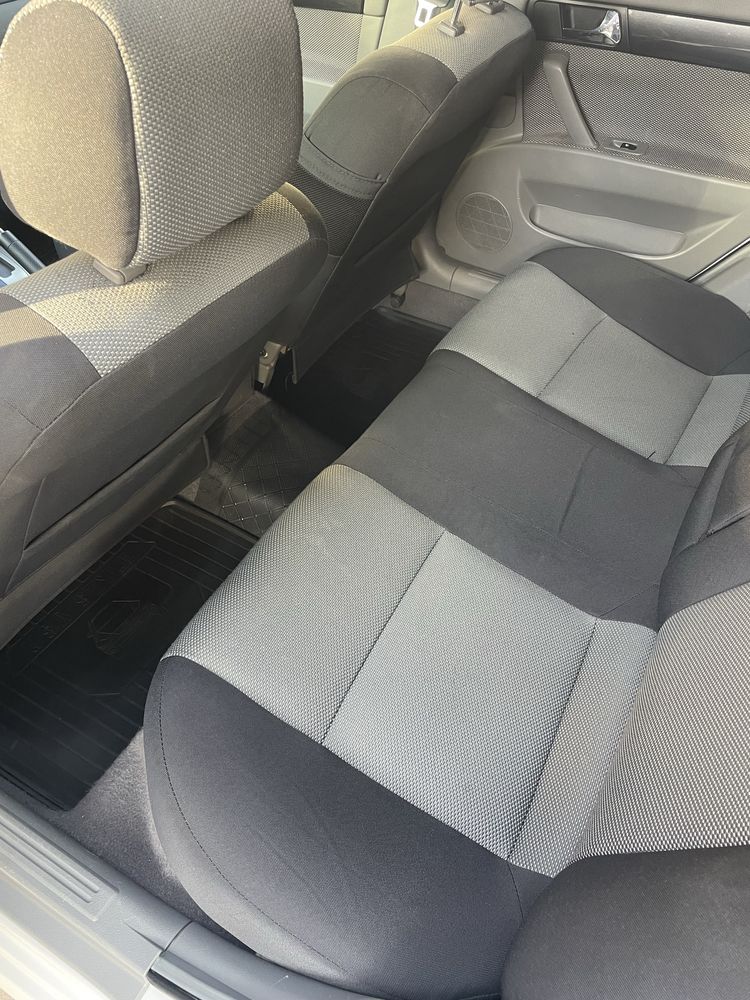 Chevrolet Gentra AT