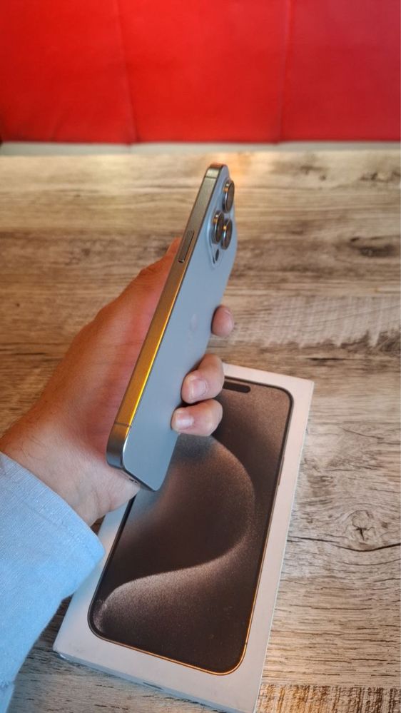 Iphone 15 pro max srochna