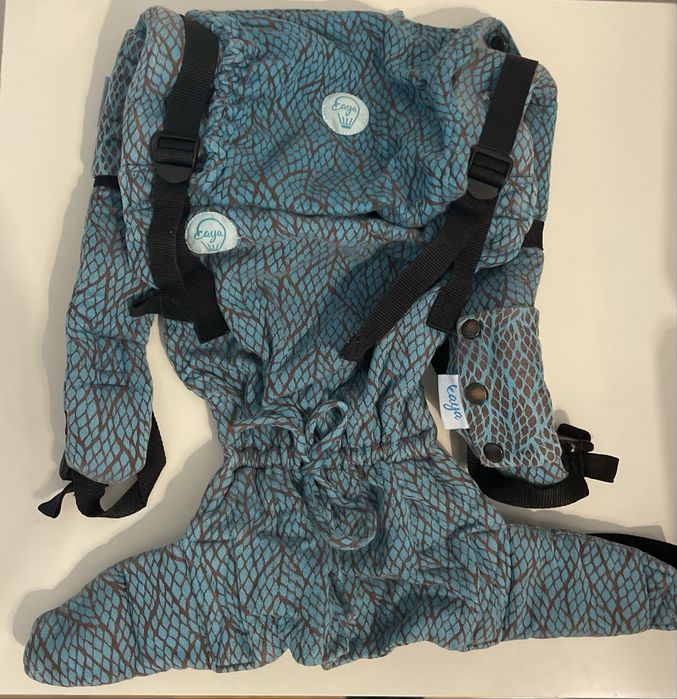 Ергономична раница Kaya за носене на бебе