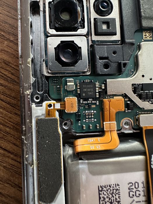 Reparatii telefoane/ecrane/baterii service Gsm