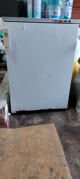 Продам морозилку