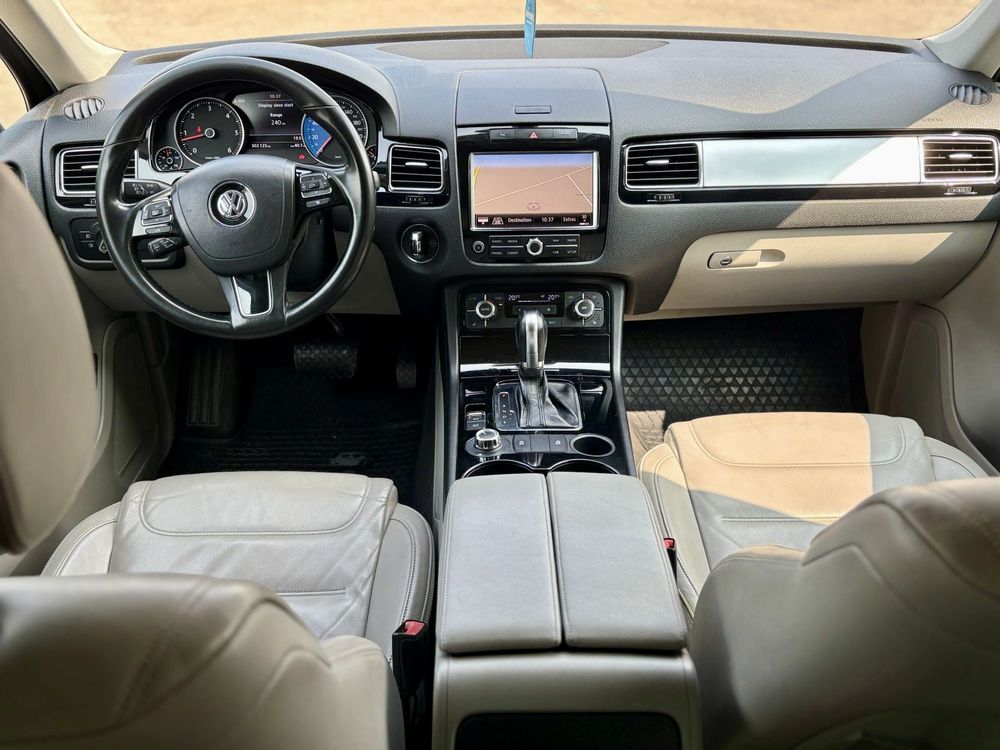 VW TOUAREG 7p An 2012 3.0Tdi PRET 10.999€iro SAU SCHIMB LA 13000€uro