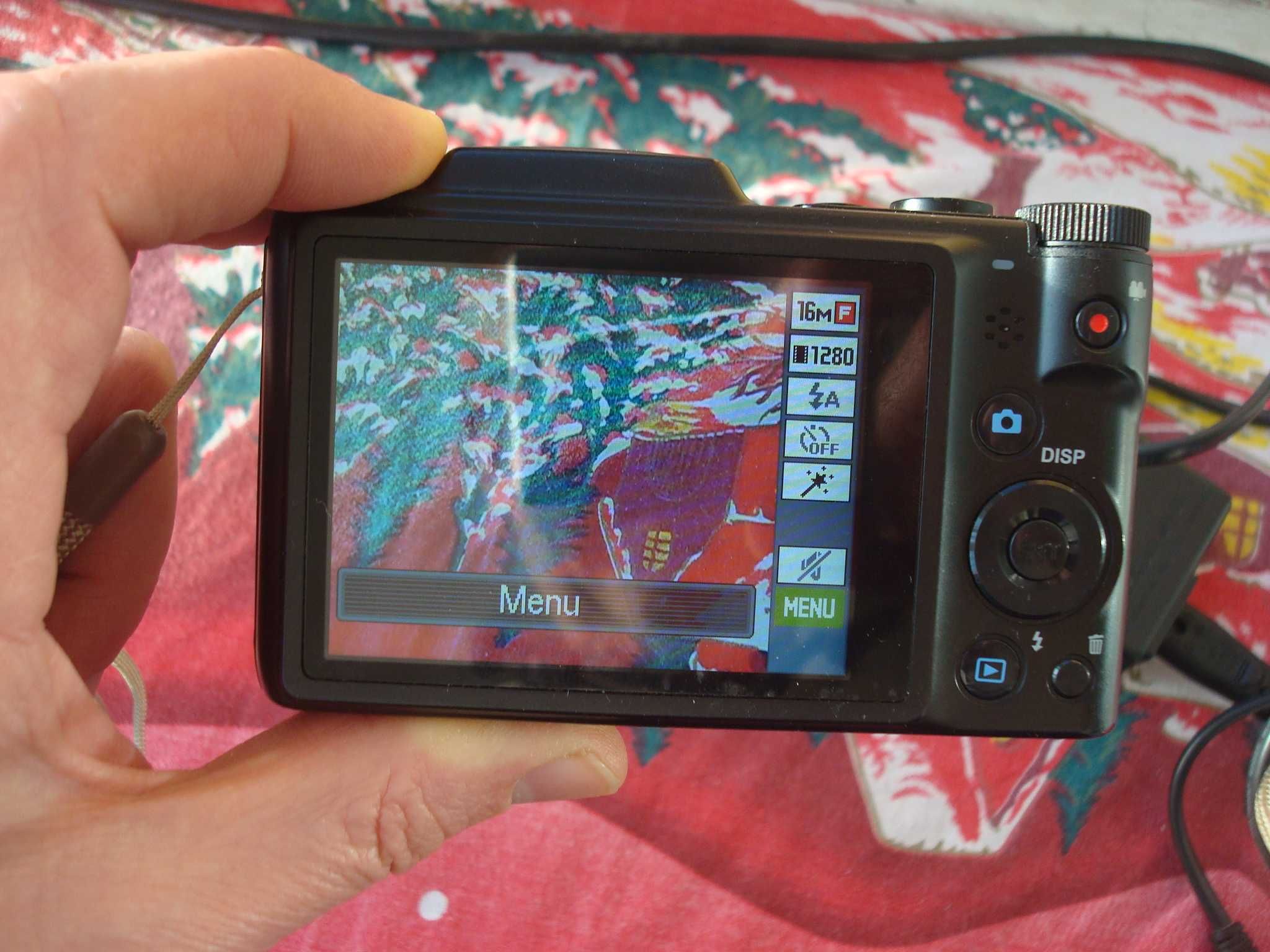 Camera foto 16 MP,24X zoom optic Medion Life P44024 HD,3.0”inch