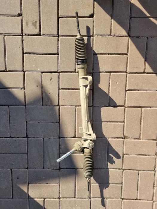 Рулевая рейка на Nissan Juke оригинал