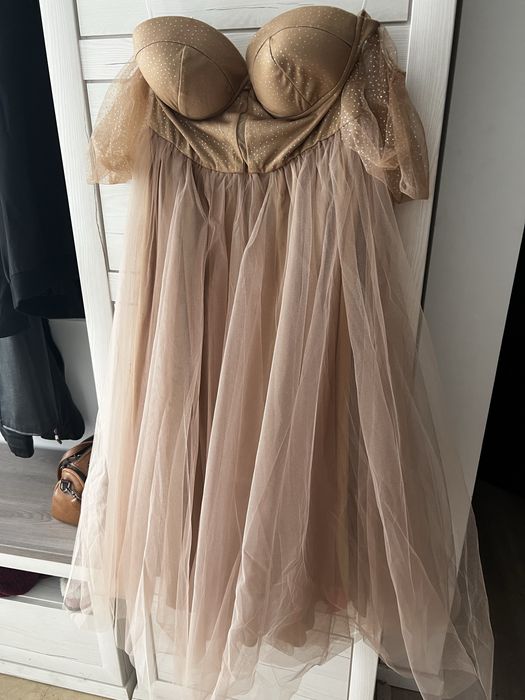 Rochie eleganta din tul - crem