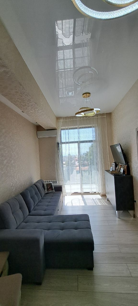 Бий. Центр Луначарского новостройка. 50м² 2/4/5  Кирпич.