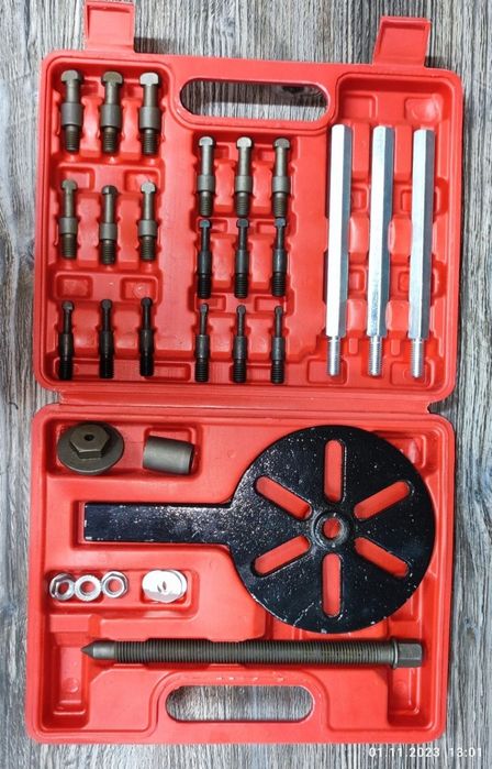 Съемник внутренних подшипников с глухиии отверстиями