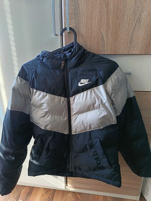 Детско яке Nike M размер