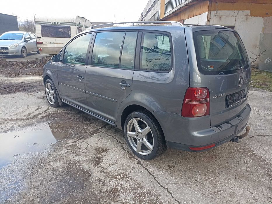 VW Touran / Фолксваген Туран 1,9ТДИ 105к.с.  автомат - на части