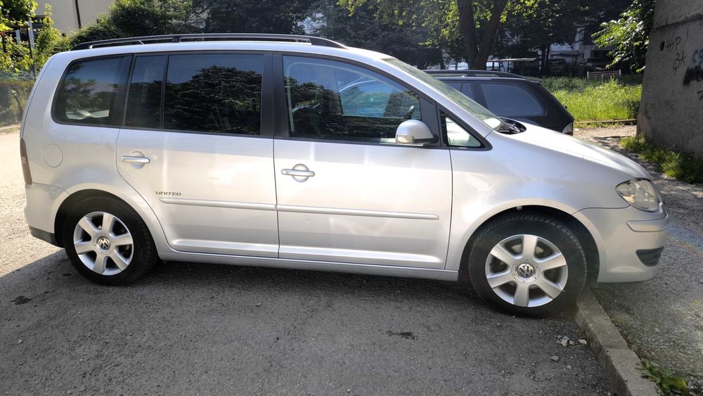 Фолксваген Туран