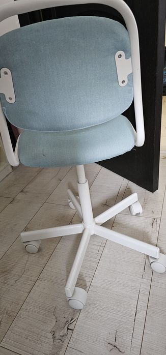 Vând scaun rotativ copii