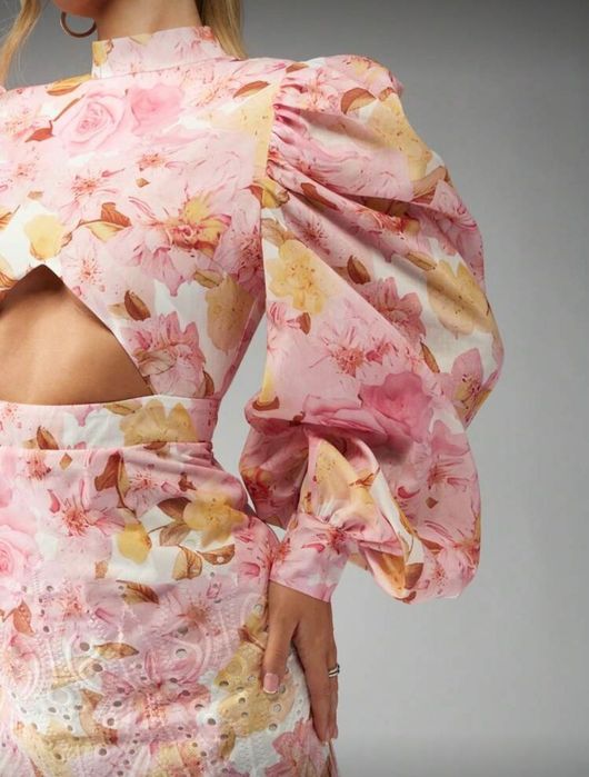 MISSGUIDED къса флорална рокля в размер 34/ХС