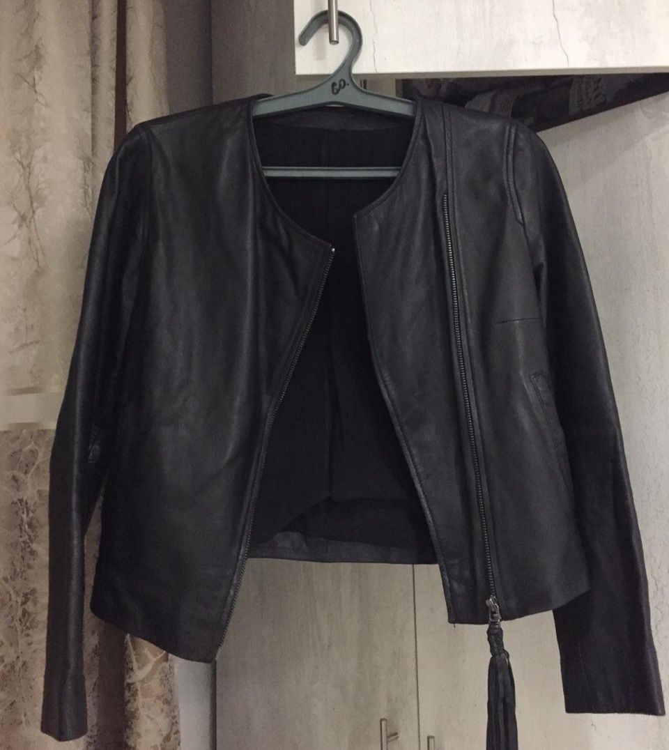 Продаётся кожаная куртка Massimo Dutti