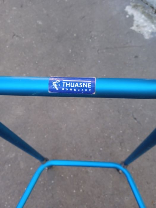 Cadru de deplasare pt bolnav