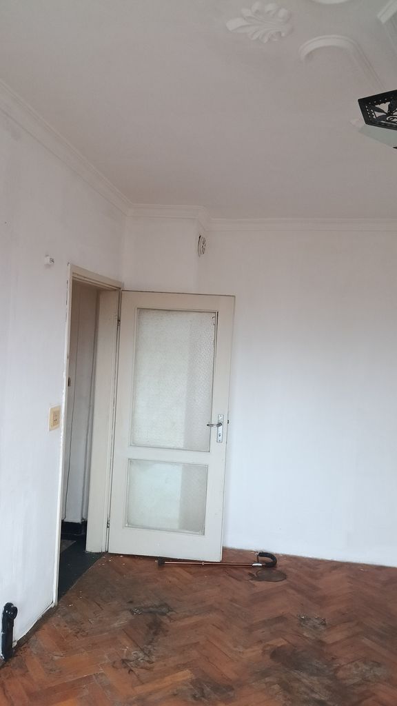 Продава се Двустаен апартамент в Шумен, Тракия - 60 кв.м за 1334 €/кв.м - Снимка #3