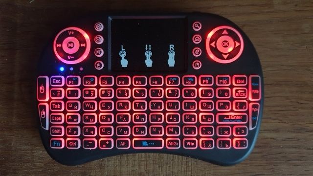 Tastatura Wireless TV PC Laptop Android Tableta cu baterie integrata
