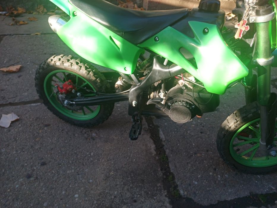 vând corss 49cc ,pentru copii,stare buna