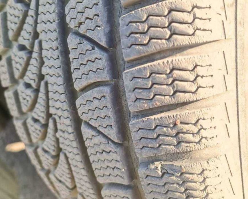 Зимни гуми PETLAS 205/55R16 DOT3220