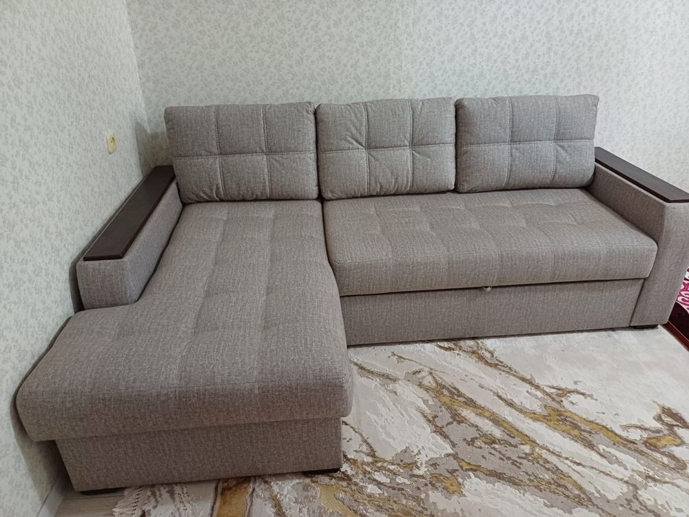 Диван сатылады
