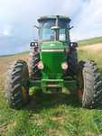 Vând John Deere 4040s